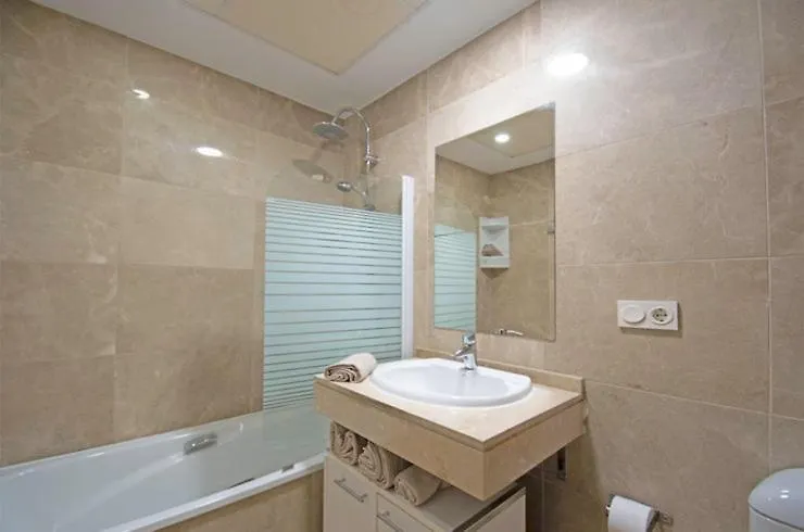 Fantastic Sea & Gibraltar View Apartment Alcaidesa
