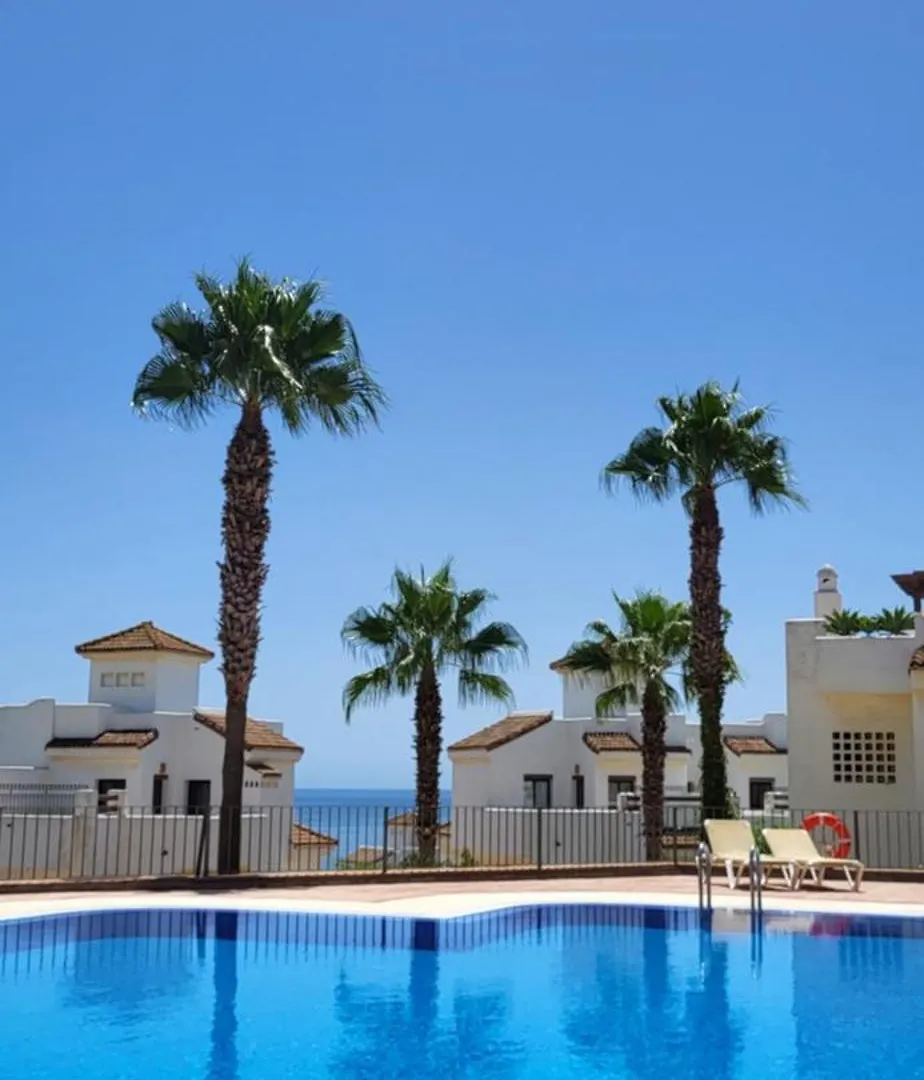 Fantastic Sea & Gibraltar View Apartment Alcaidesa